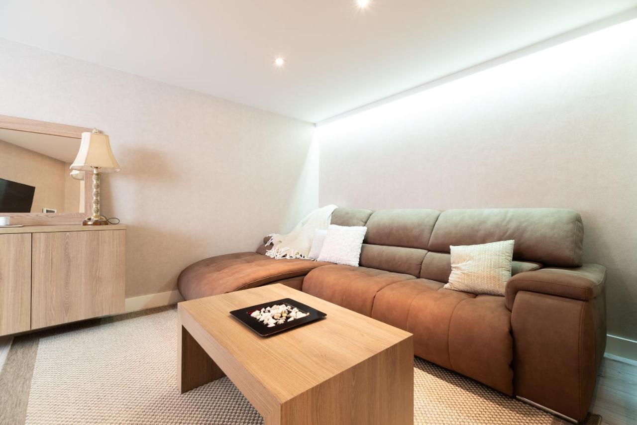 Elegante Apartamento Centrico Vigo Bagian luar foto
