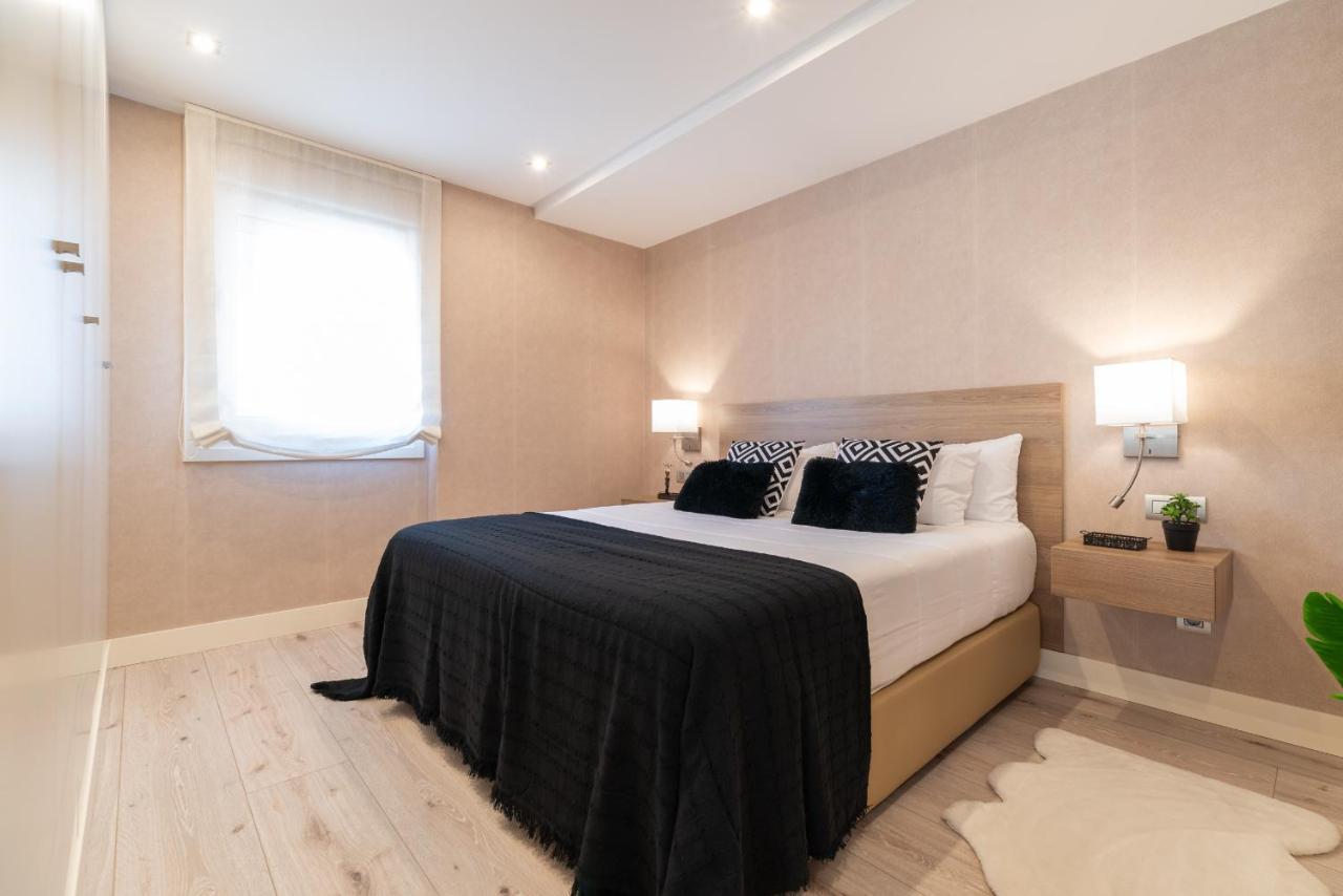 Elegante Apartamento Centrico Vigo Bagian luar foto